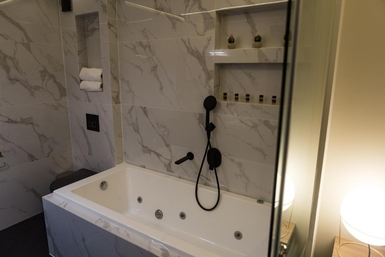 Asklipios Luxury Suite Трикала Екстер'єр фото